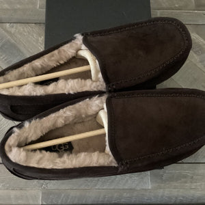 UGG Men's Ascot Corduroy